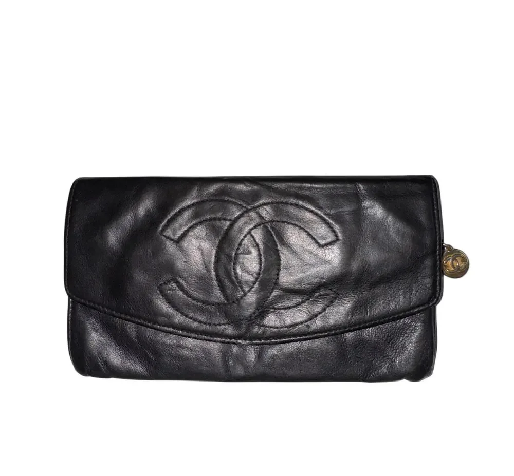 Vintage CHANEL CC Butter Soft Lamb Leather Navy Blue Leather Flap Wallet VTG
